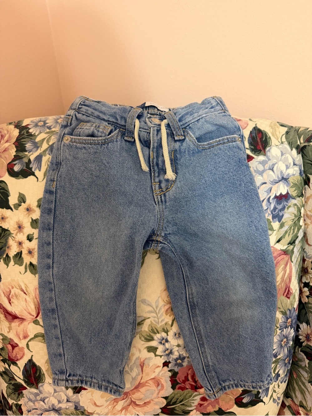 Old Navy Toddler Barrel Jeans with Drawstring